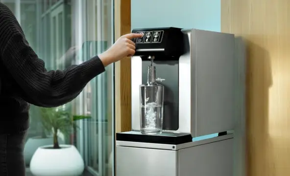 <img width="200" alt="Reasons topic selfizz 30 1" src="https://www.culligan.de/wp-content/themes/culligan-emea/img/four-reasons-module//reasons-topic-selfizz-30-1.webp" /> Reasons topic selfizz 30 1