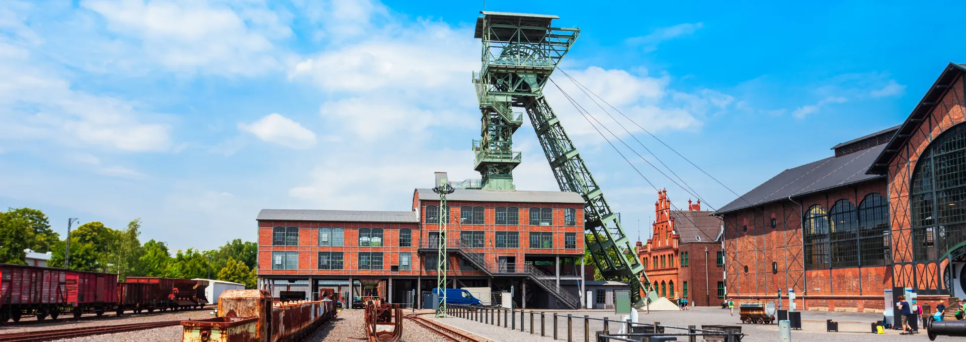 dortmund-hero-desktop